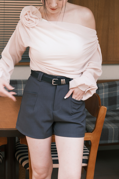 Élise Tailored Flare Shorts