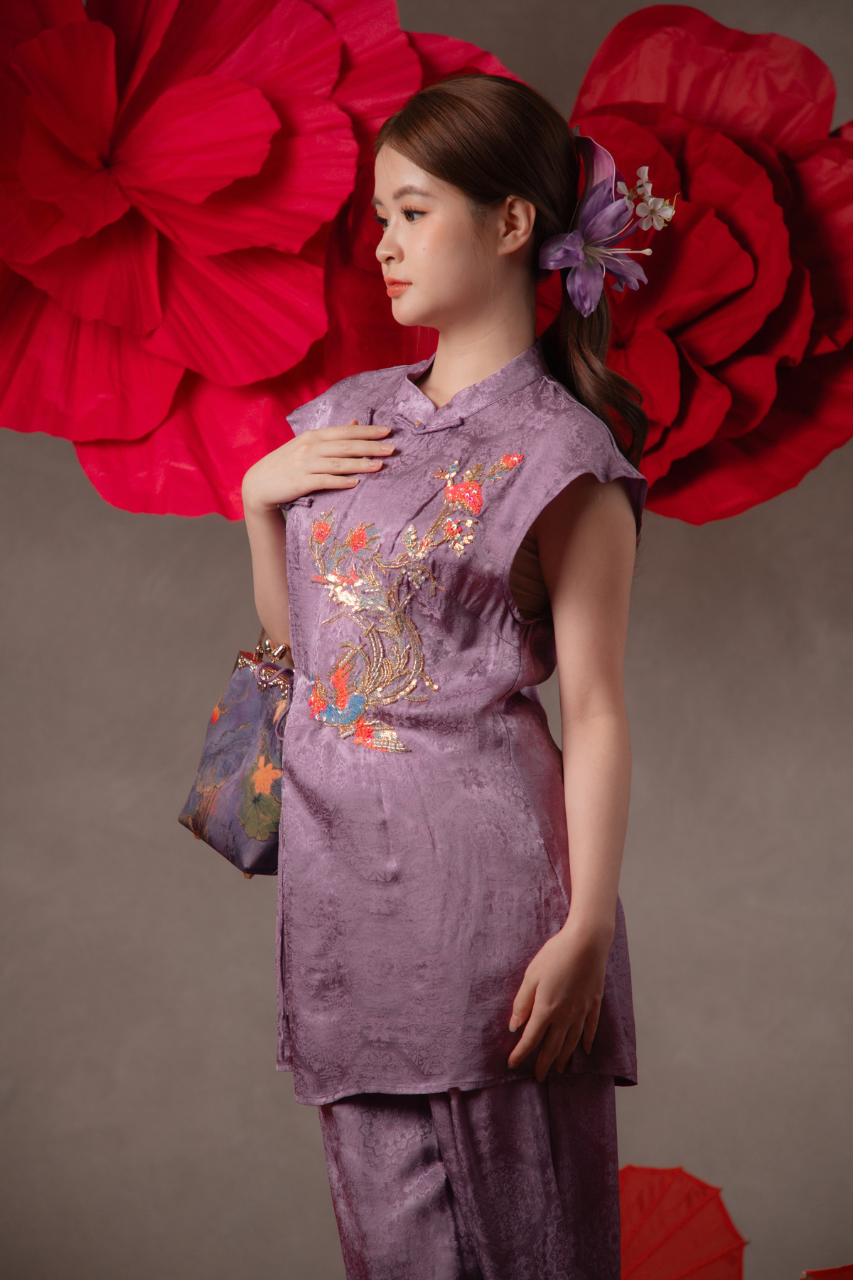 Talia Golden Cheongsam Top & Pants Set in Mauve