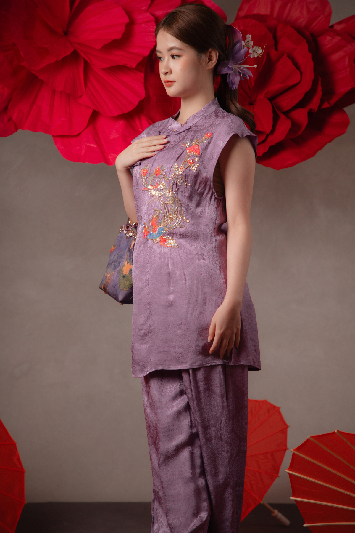 Talia Golden Cheongsam Top & Pants Set in Mauve