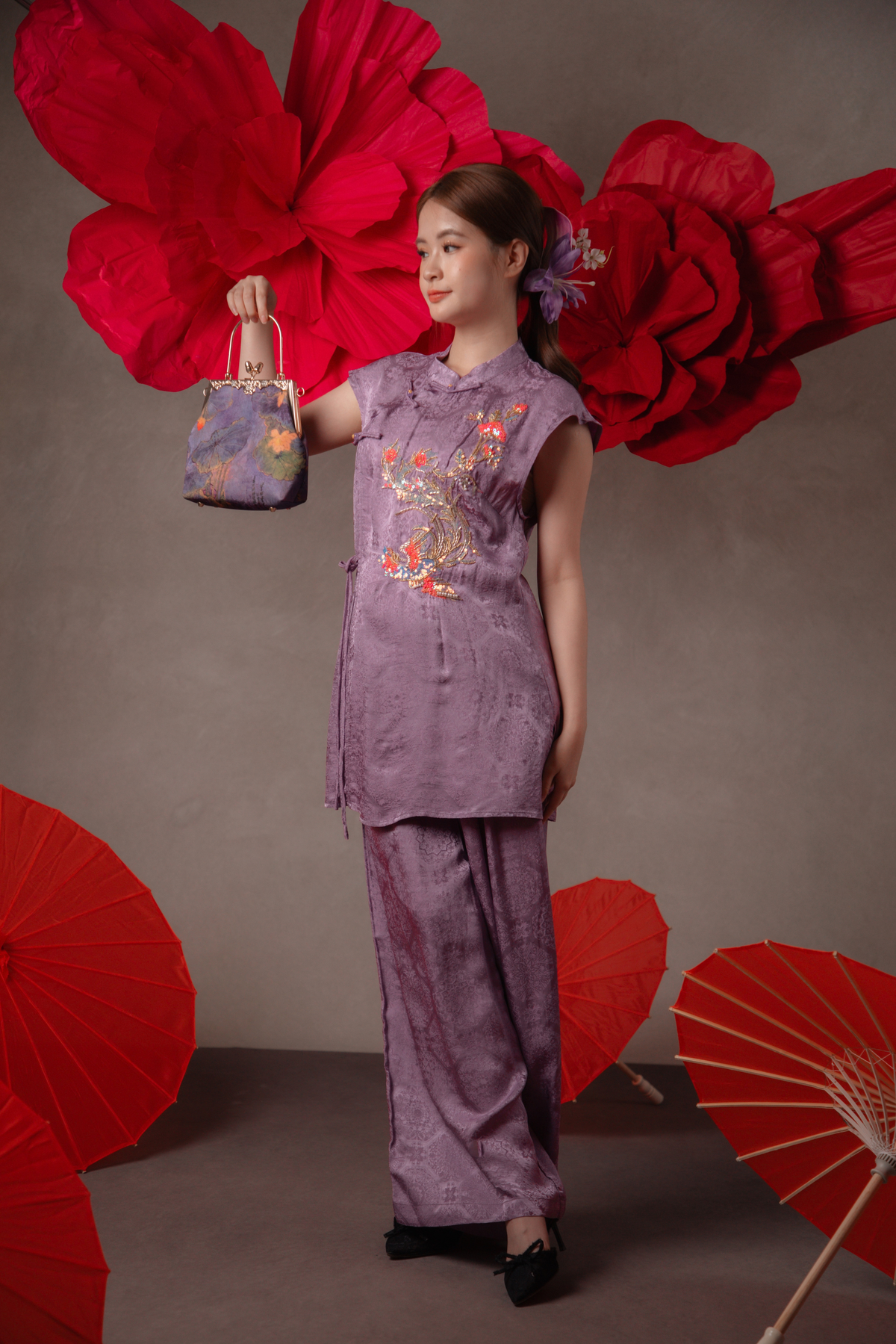 Talia Golden Cheongsam Top & Pants Set in Mauve