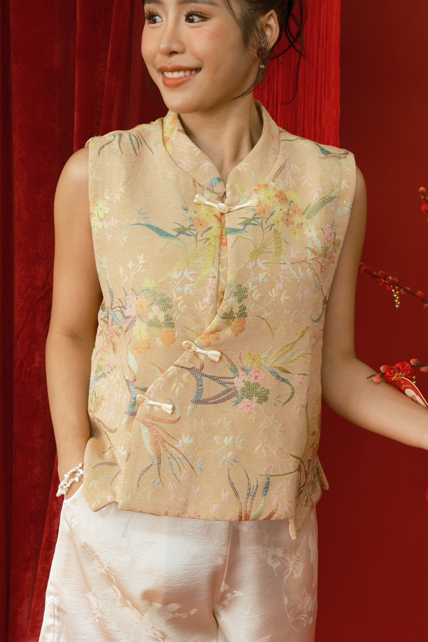 Lumière Floral Jacquard Vest (In-Stock)