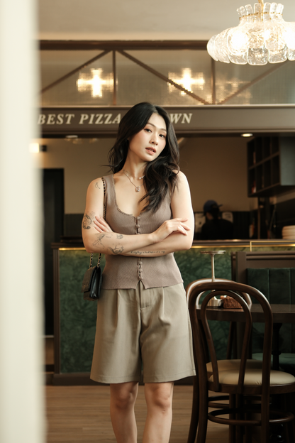 Avery Tailored Bermuda Shorts in Khaki