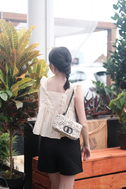 Léa Ribbon-Back Vest in Beige