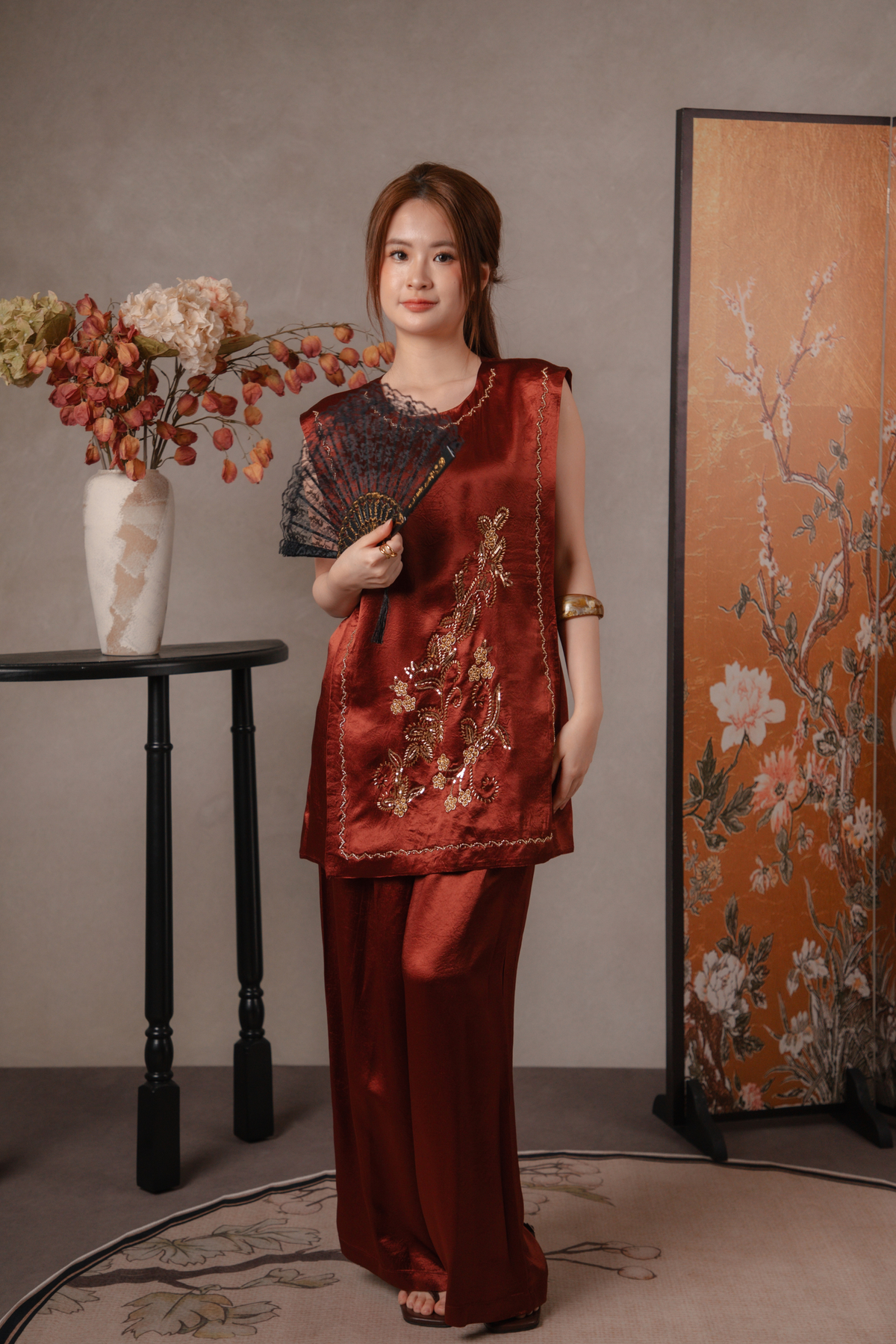 Maren Gilded Cheongsam Top & Pants Set in Maroon