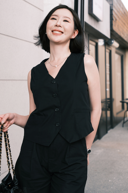 Violette Tailored Shorts in Black