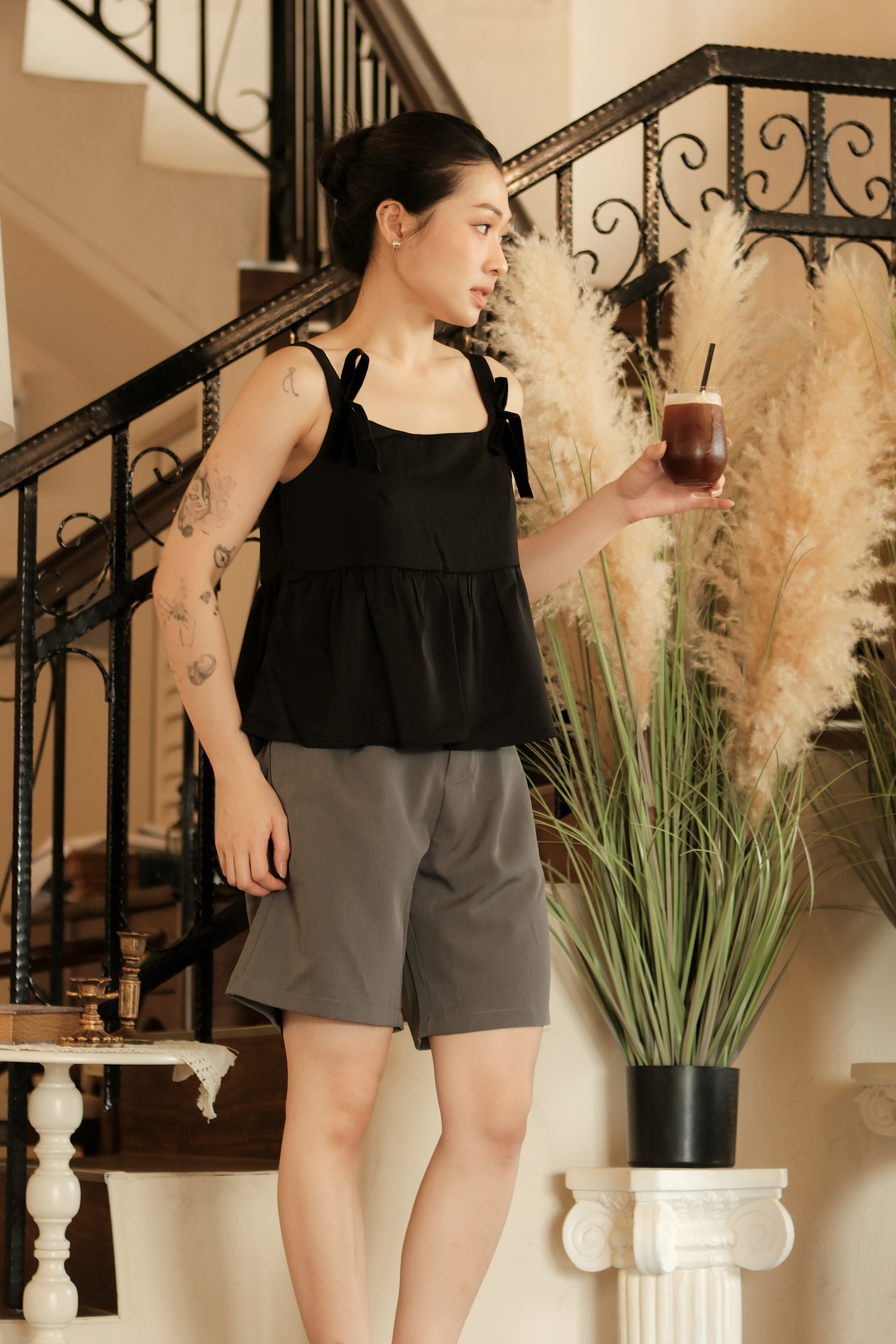 Élise Bow Strap Babydoll Top in Black