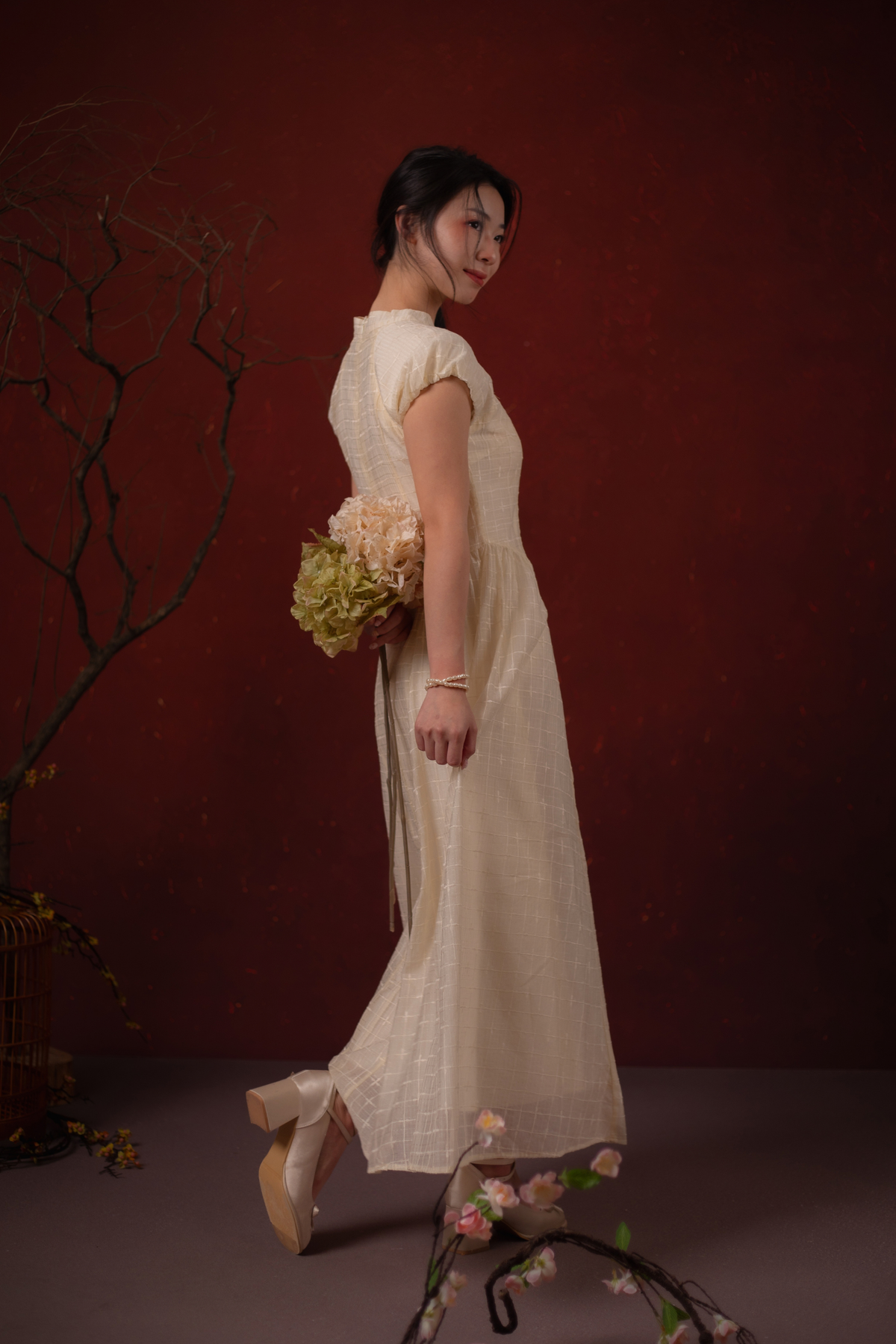 Élodie Grace Cheongsam Dress in Champagne