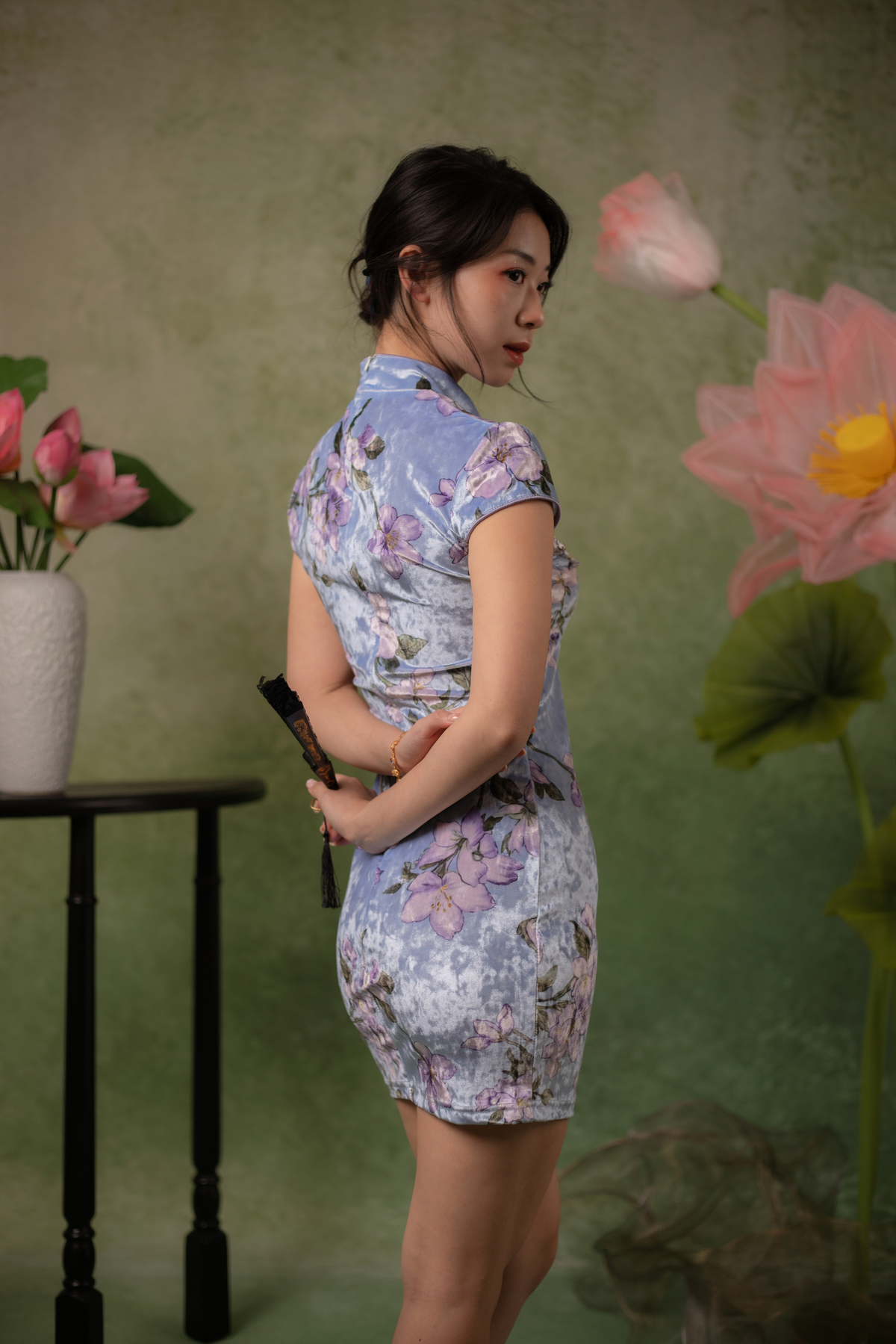 Reverie Velvet Cheongsam Dress in Blue
