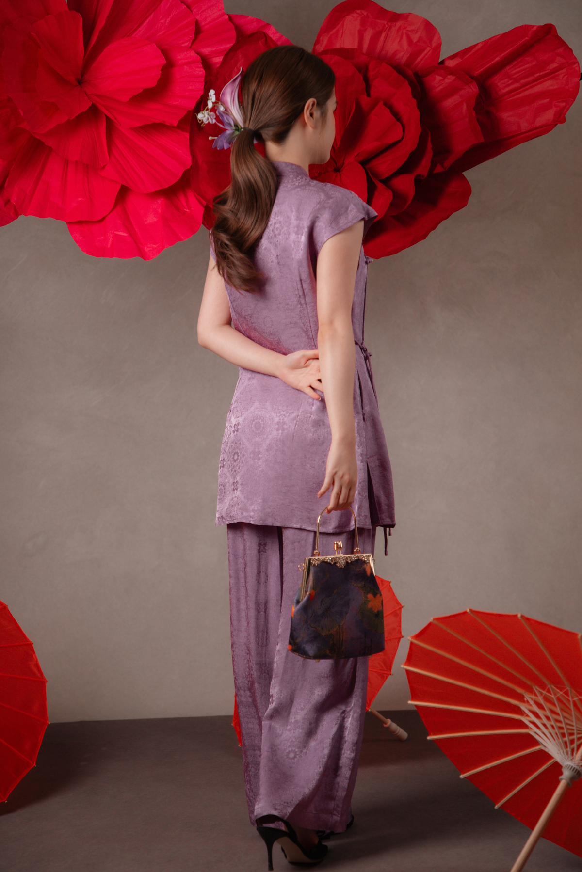 Talia Golden Cheongsam Top & Pants Set in Mauve