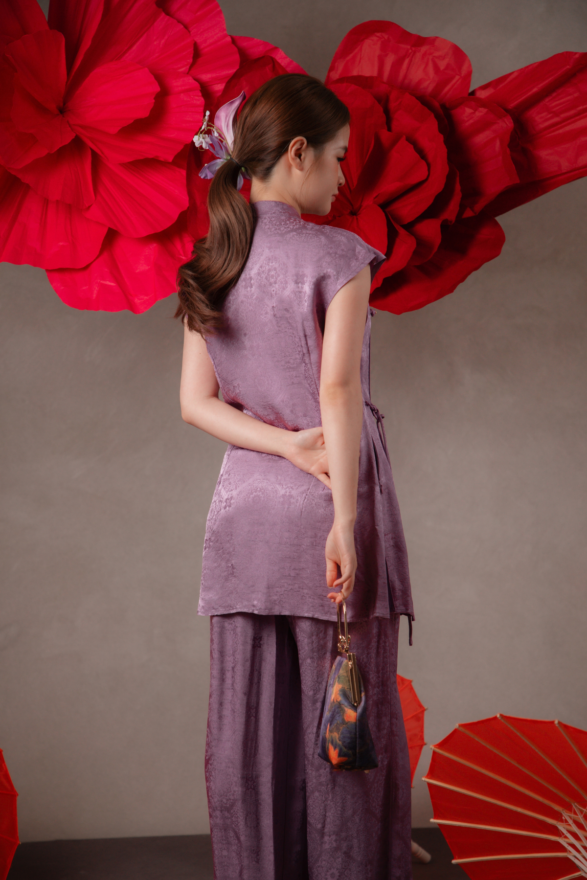Talia Golden Cheongsam Top & Pants Set in Mauve