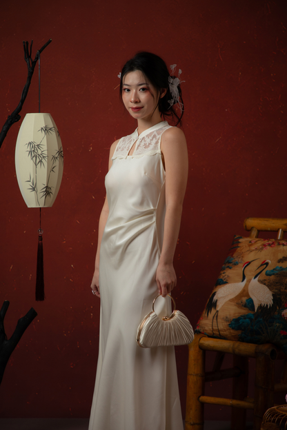 Amélie Perle Cheongsam Dress in Pearl White