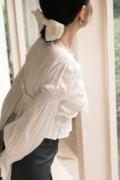 Lace-Trim Puff Sleeve Peplum Blouse in White