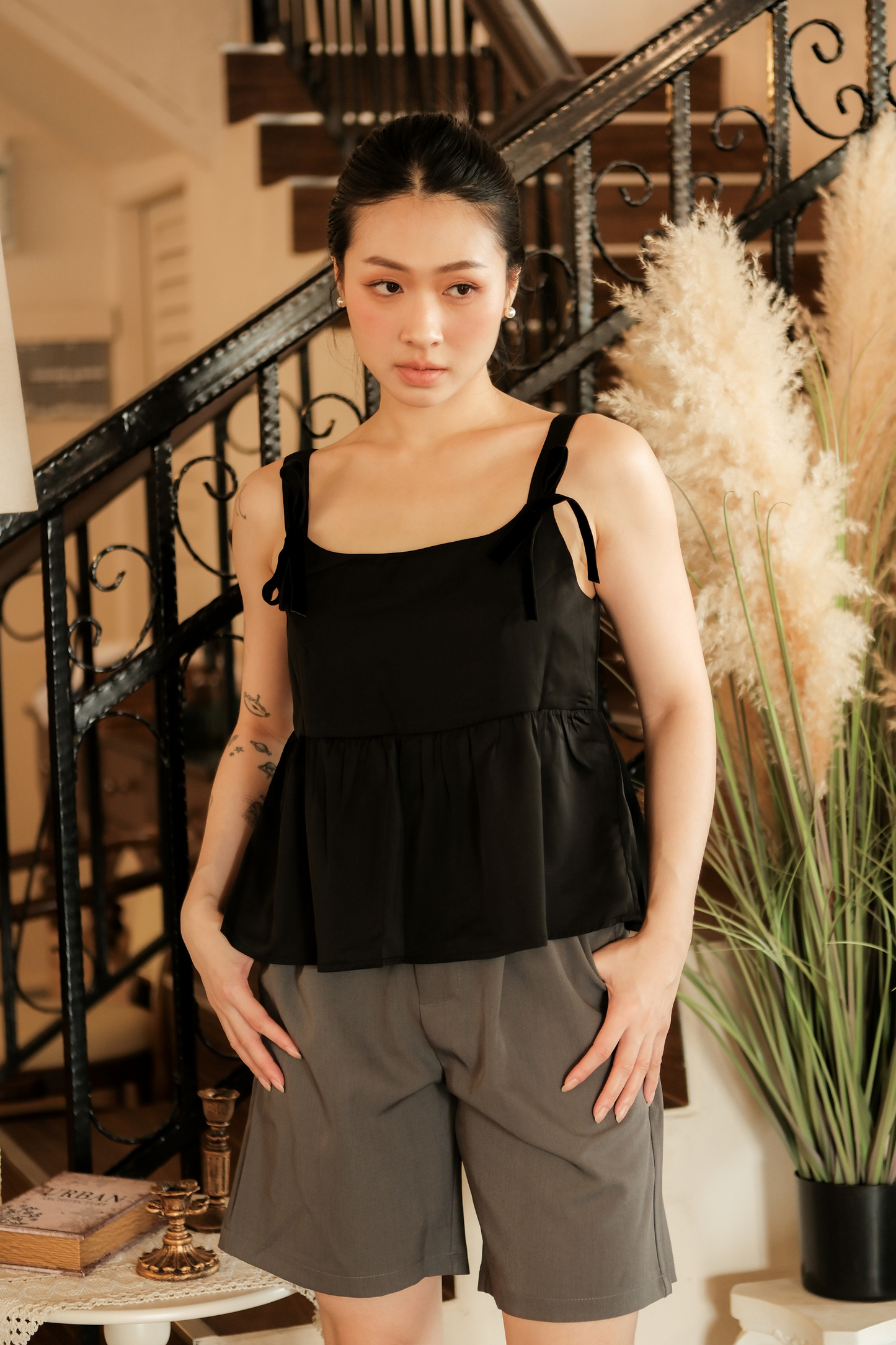 Élise Bow Strap Babydoll Top in Black