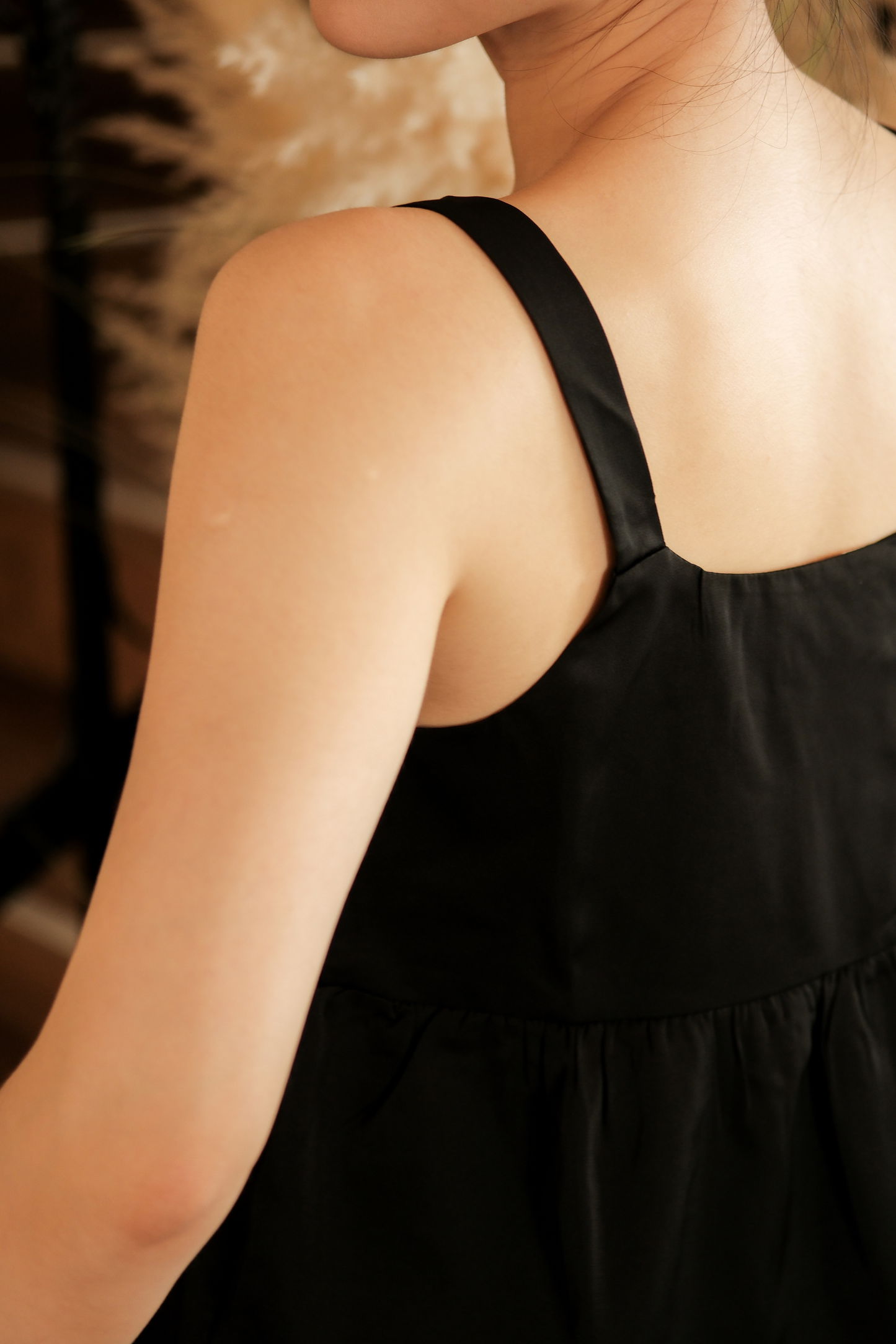 Élise Bow Strap Babydoll Top in Black