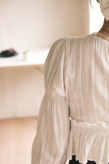 Lace-Trim Puff Sleeve Peplum Blouse in White