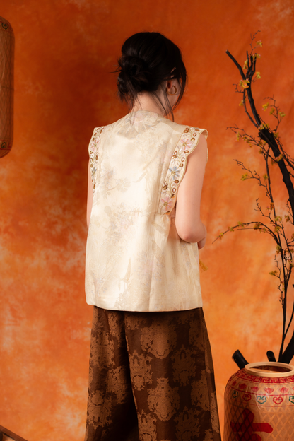Linnea Meadow Embroidered Cheongsam Vest in Ivory
