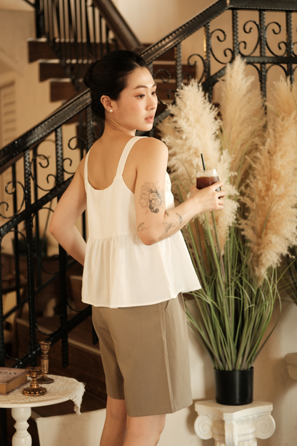 Élise Bow Strap Babydoll Top in White