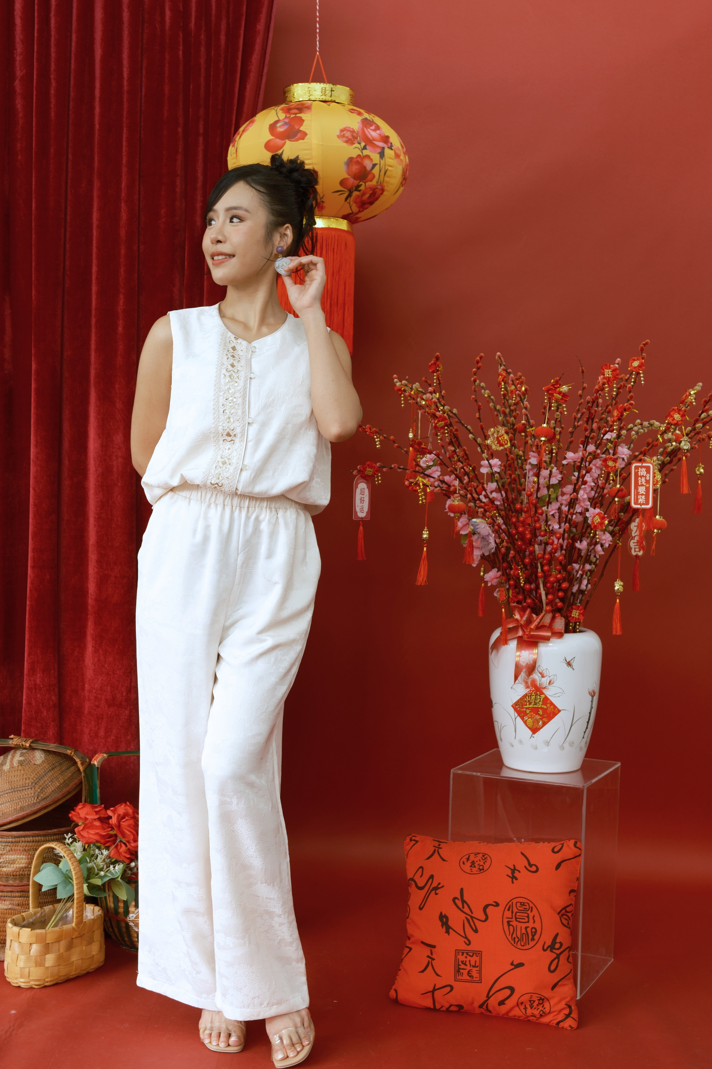 Ivory Whisper Lounge Top