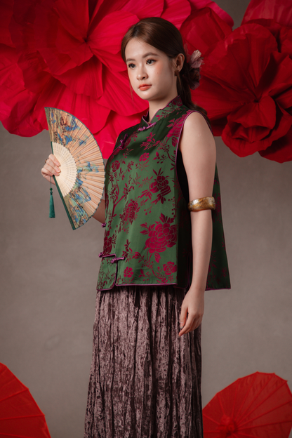 Corinne Peony Cheongsam Top in Green