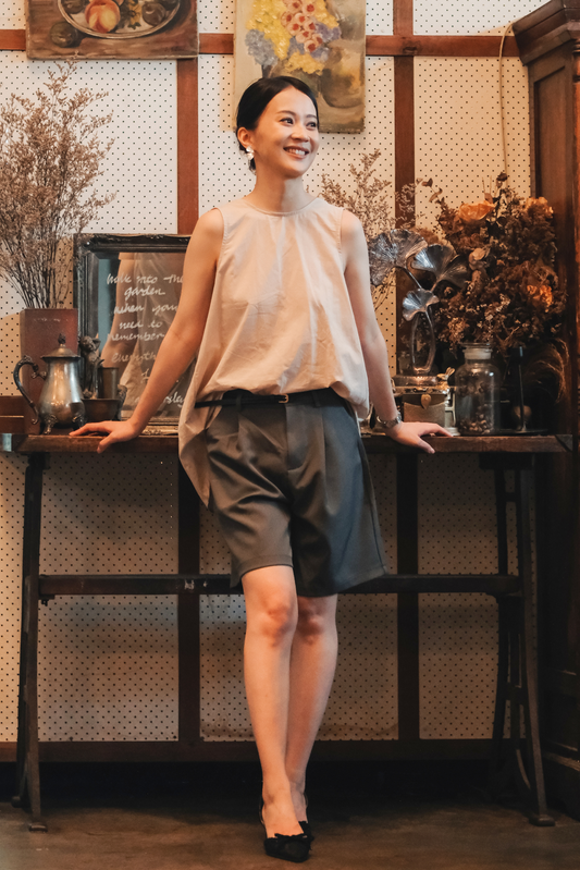 Avery Tailored Bermuda Shorts in Grey