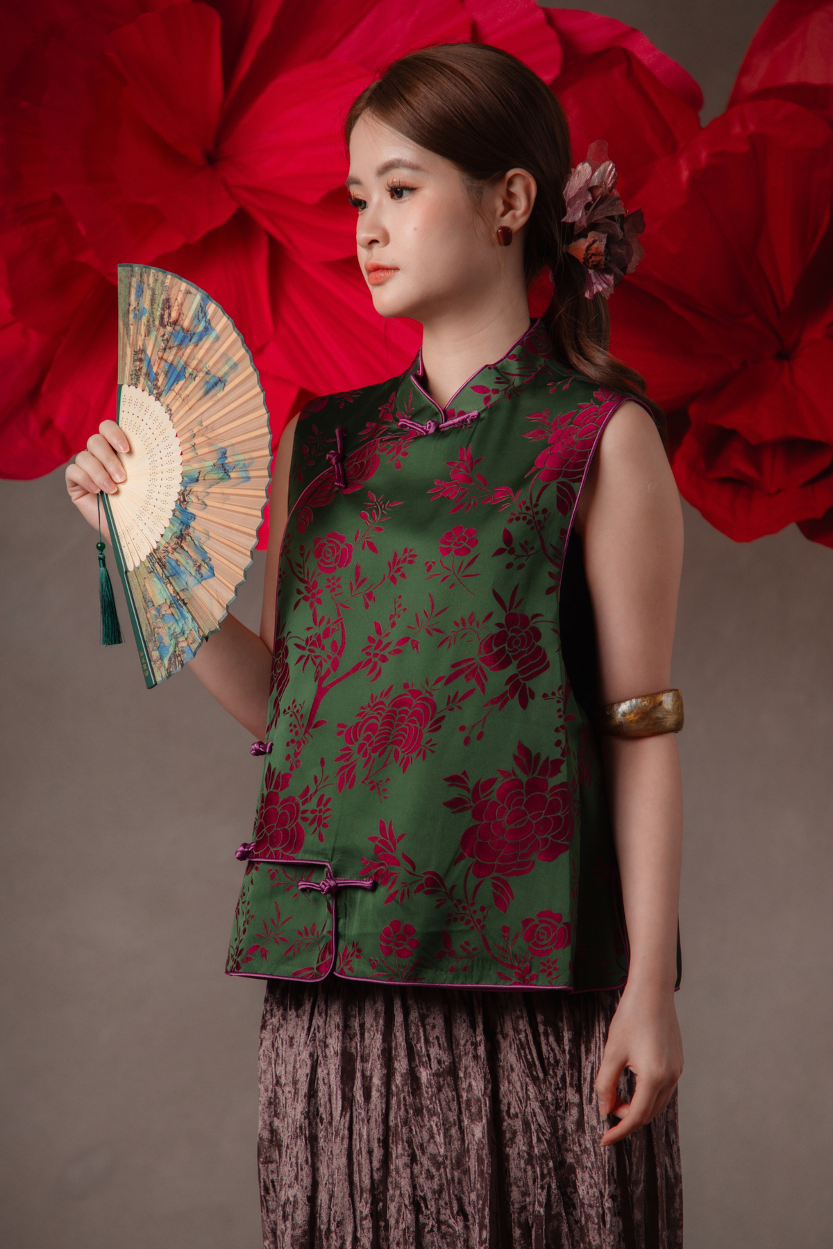 Corinne Peony Cheongsam Top in Green