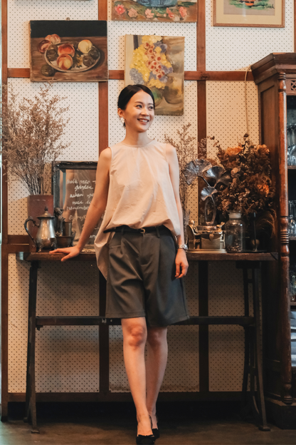 Avery Tailored Bermuda Shorts in Grey