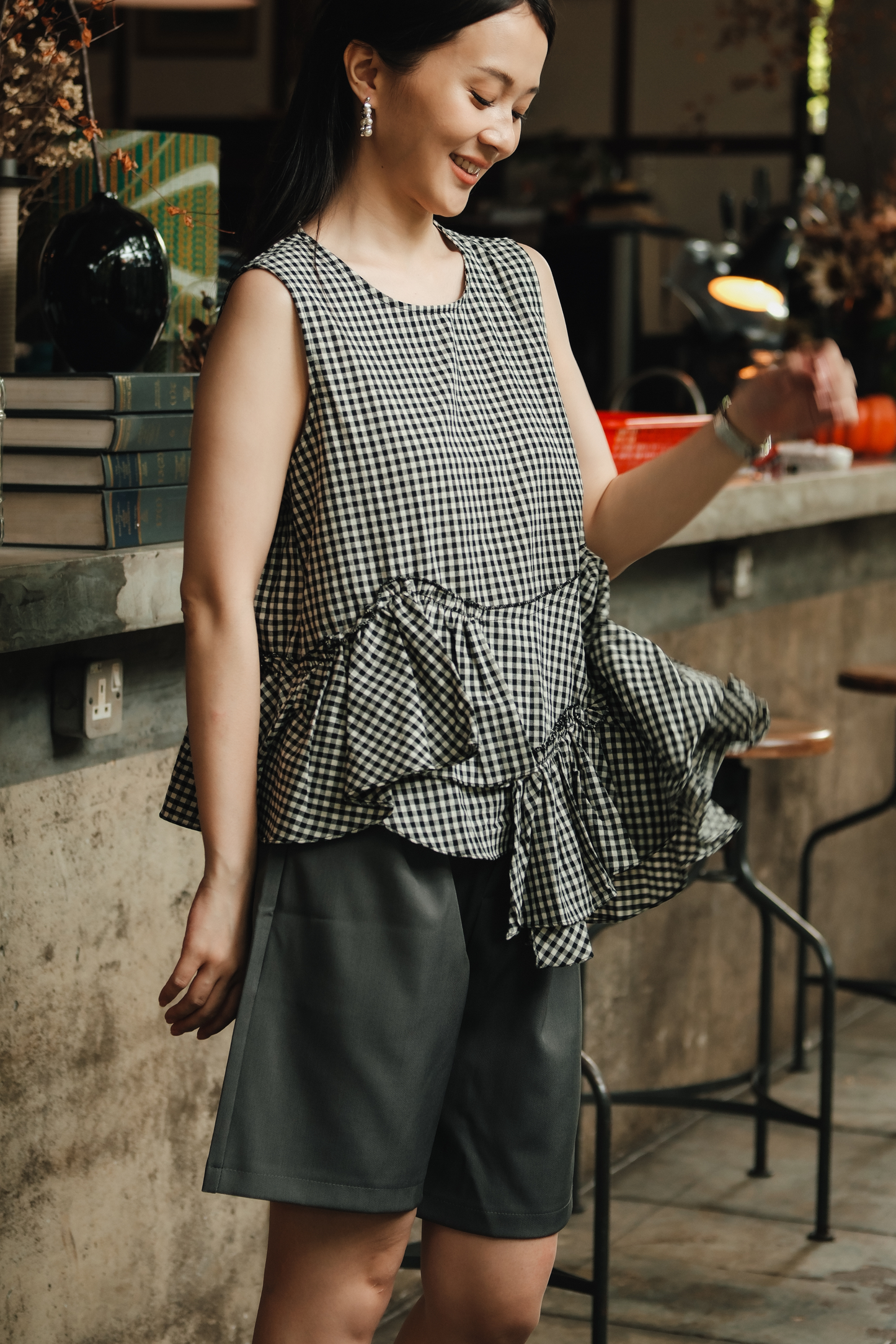 Avery Tailored Bermuda Shorts in Grey