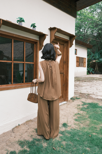 Noéline Relaxed Co-Ord Set in Brown