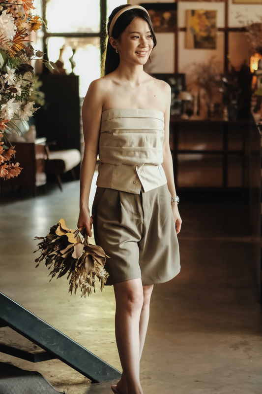 Avery Tailored Bermuda Shorts in Khaki