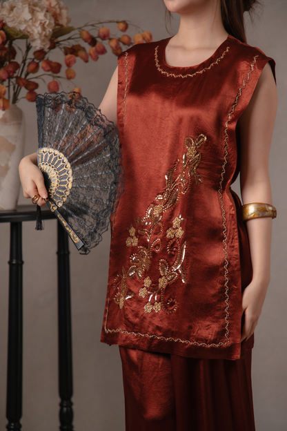 Maren Gilded Cheongsam Top & Pants Set in Maroon