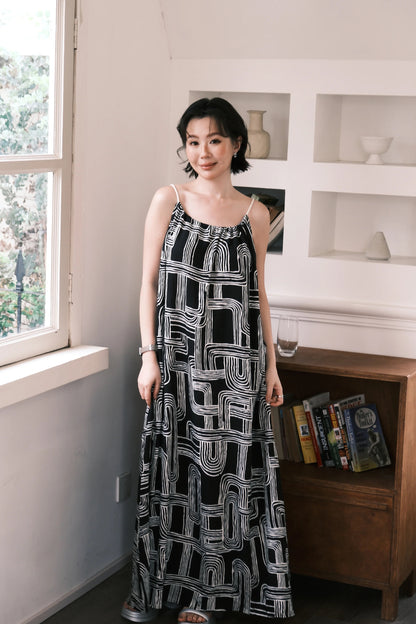 Monet Abstract Maxi Dress in Black