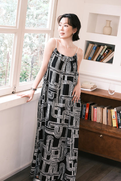 Monet Abstract Maxi Dress in Black