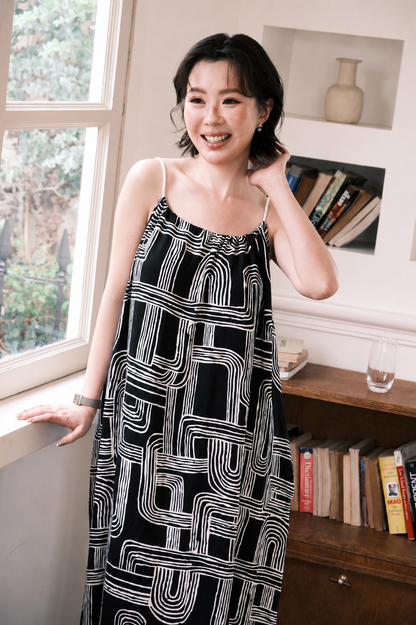 Monet Abstract Maxi Dress in Black