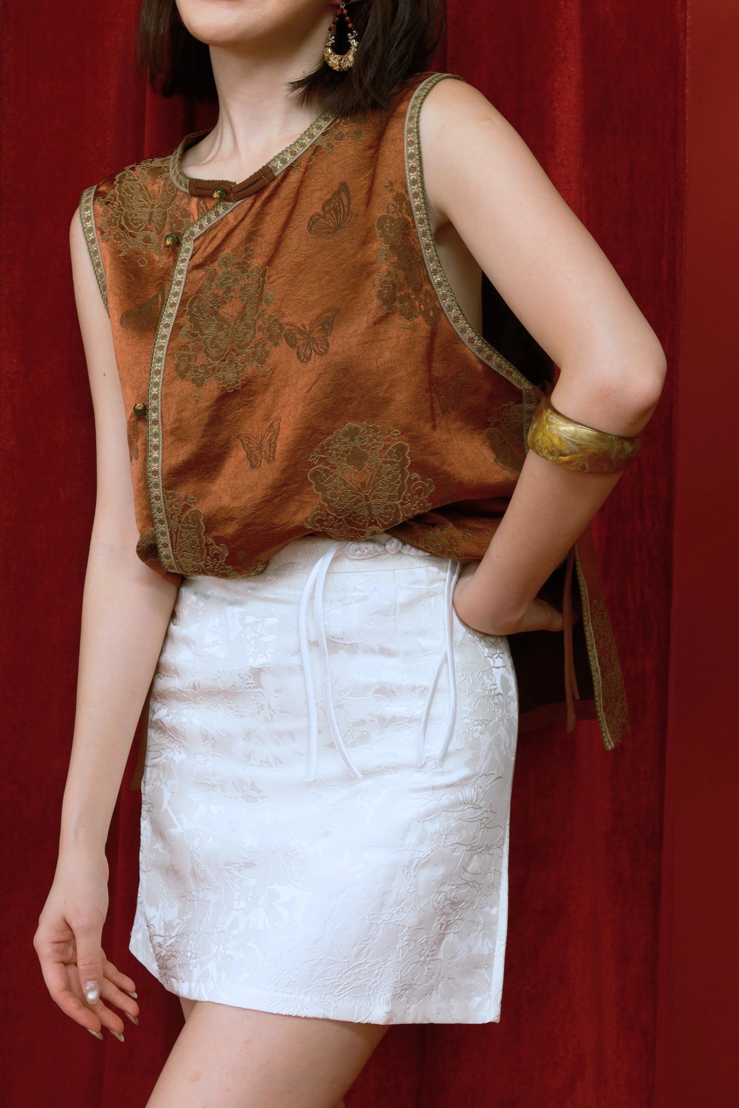 Floral Jacquard Pleated Skirt in White