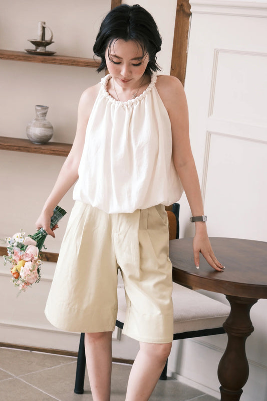 Aurelia Bermuda Shorts in Yellow
