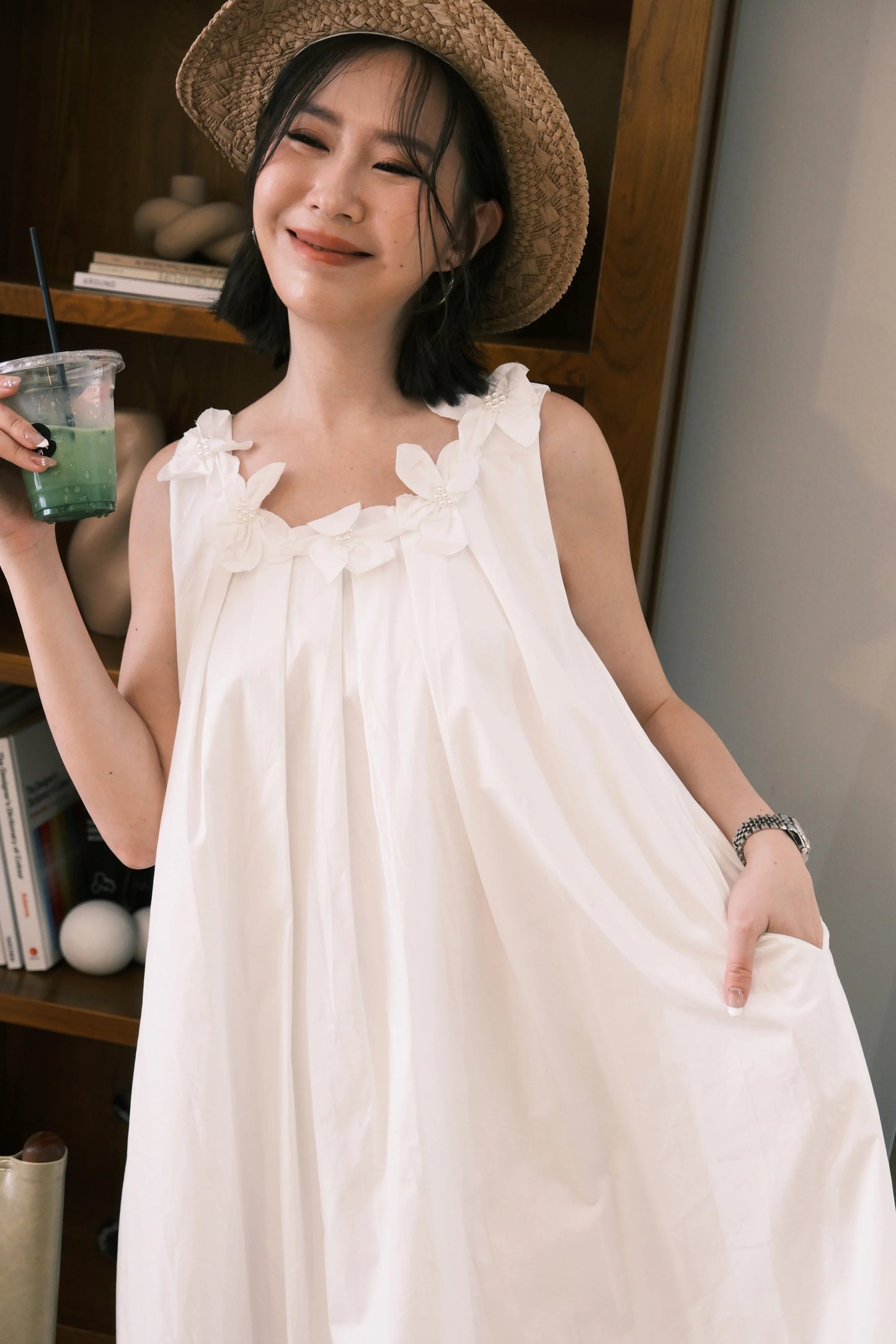 Elara Flowy Maxi Dress