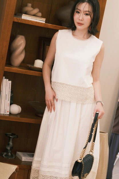 Elodie Lace Panel Set
