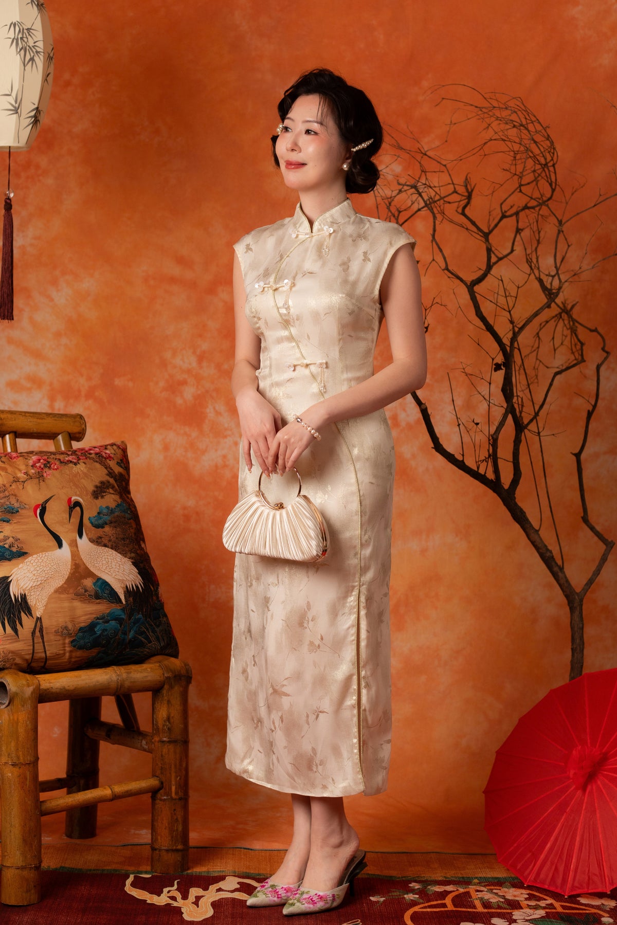 Sunniva Pearl Cheongsam Dress in Pale Sage