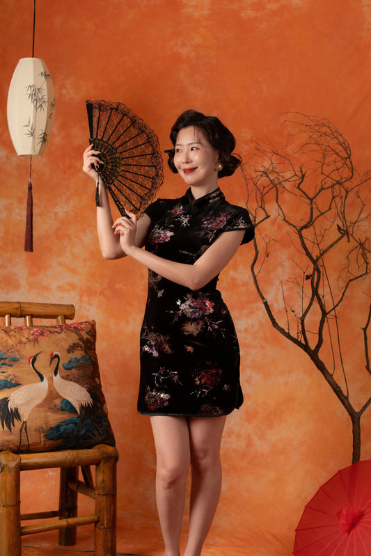 Aveline Velvet Peony Cheongsam Dress in Black