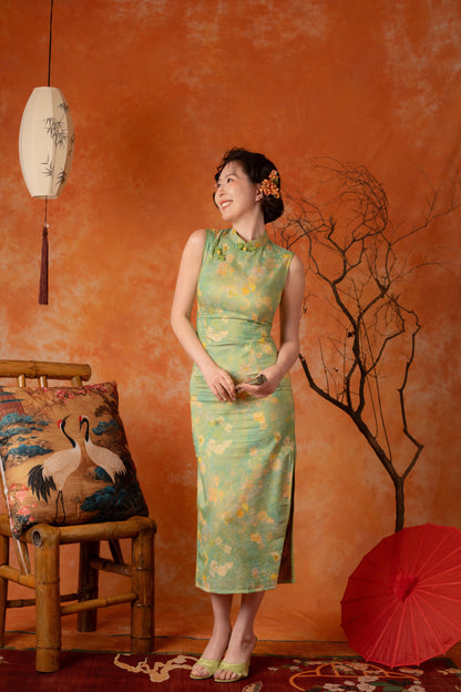 Mirabel Jade Knot Cheongsam Dress in Green