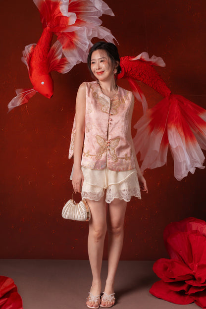 Rosalind Lace Layer Shorts in Ivory