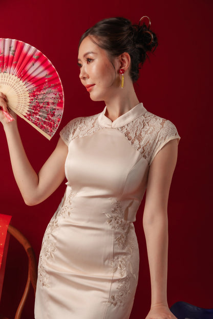 Ivory Grace Lace Cheongsam Dress (In-Stock)