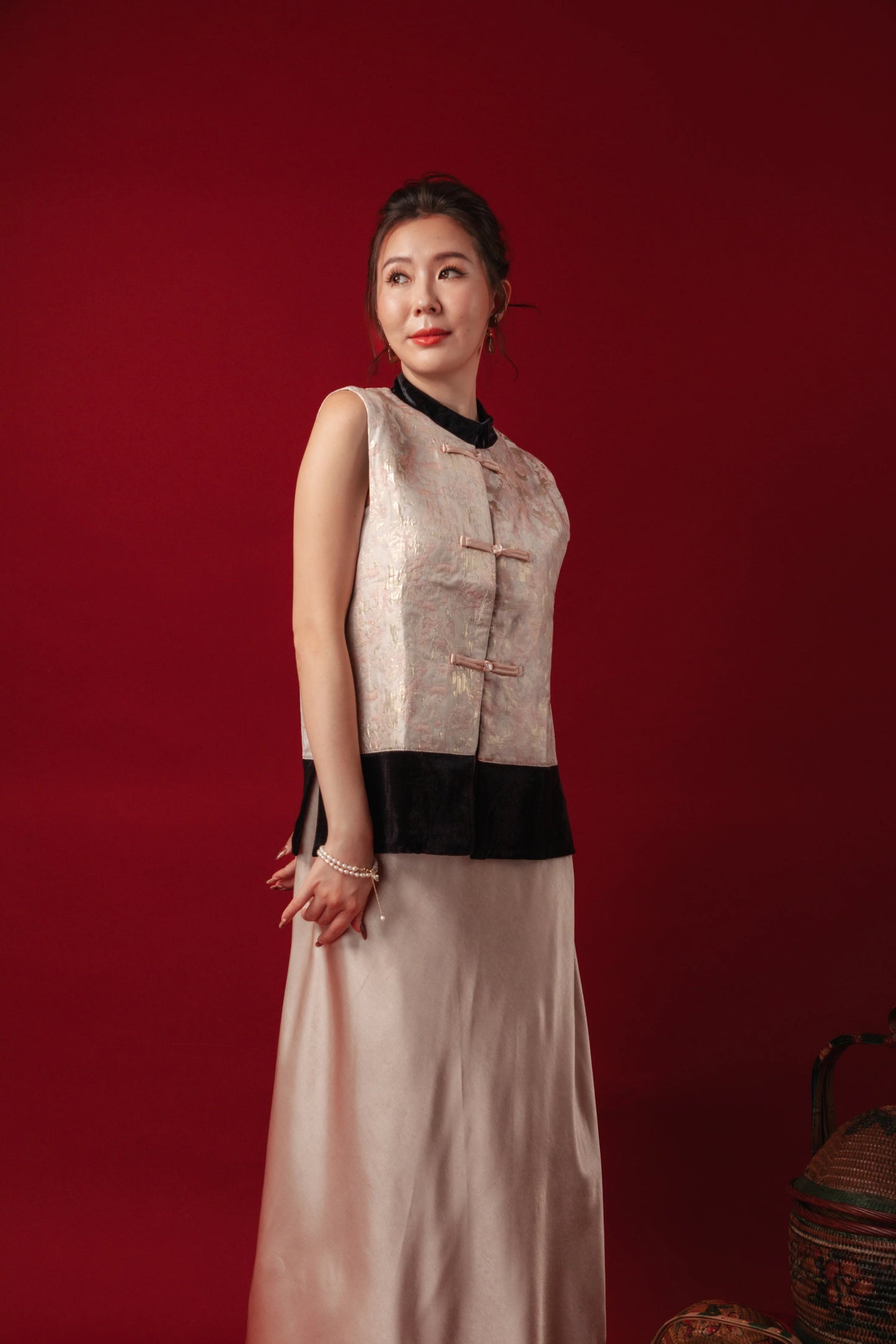 Luna Noir Brocade Vest