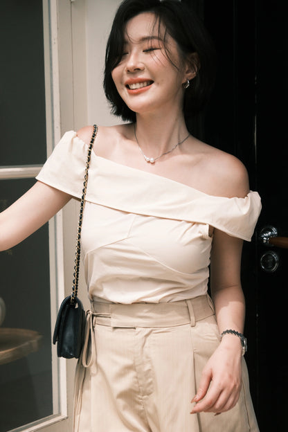 Léonie Off-Shoulder Folded Top in Beige