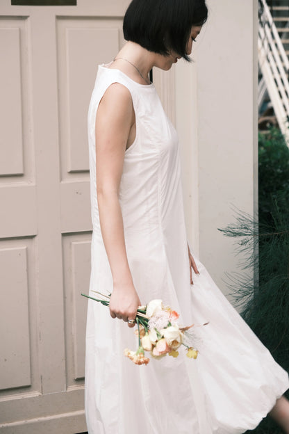 Amélie Cloud Hem Midi Dress in White