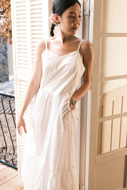 Éloise Ruffled Maxi Dress in White