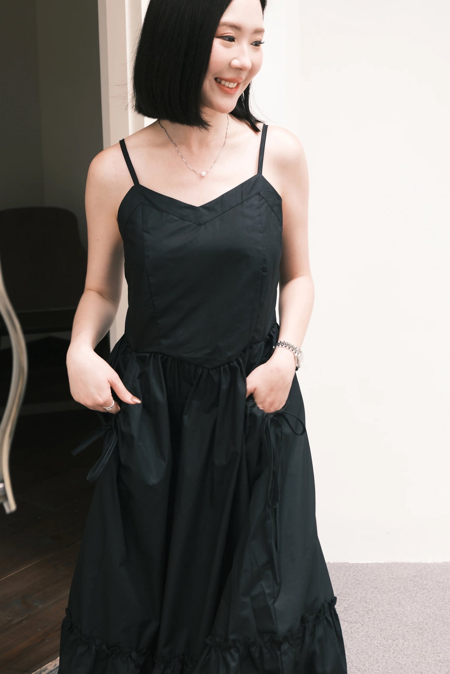 Éloise Ruffled Maxi Dress in Black