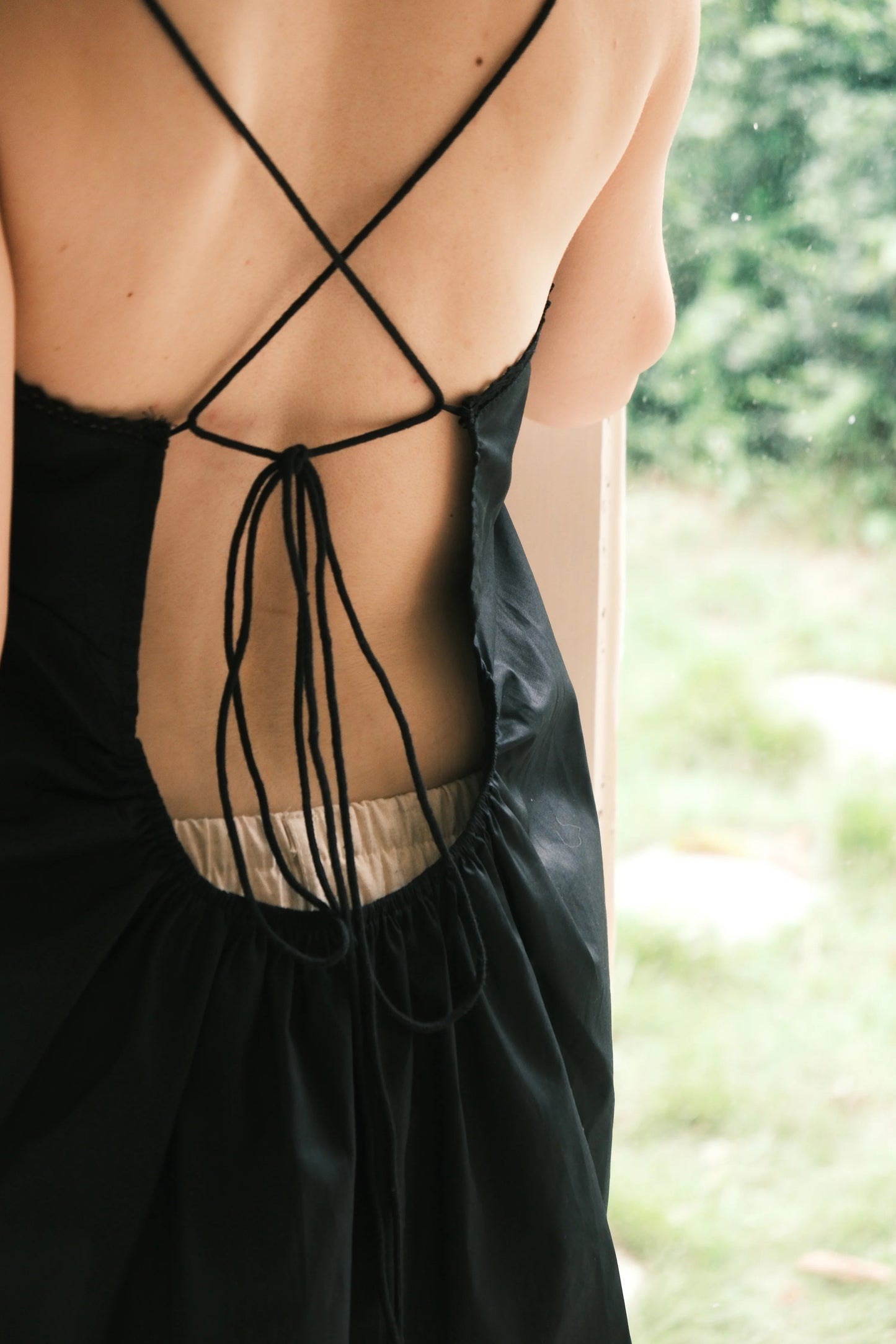 Isla Open-Back Lace Trim Cami Top in Black