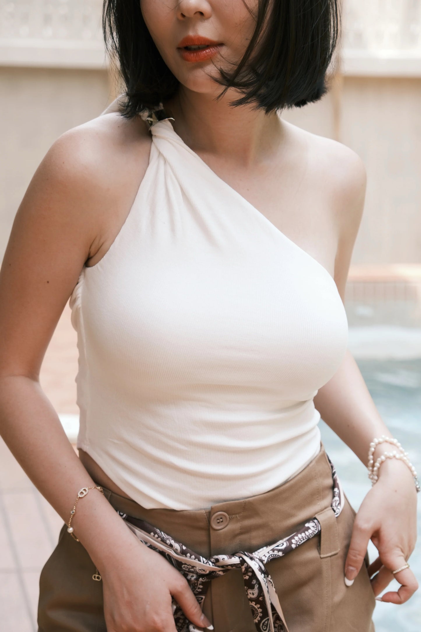 Luna One-Shoulder Sculpt Top in White