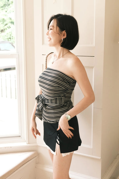 Ribbon Lace-Trim Mini Skirt in Black